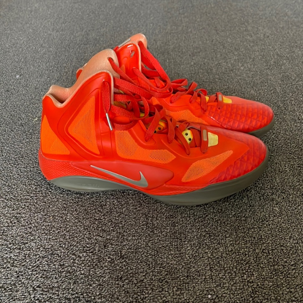 Nike Hyperfuse 2011 Mens Basketball Shoes